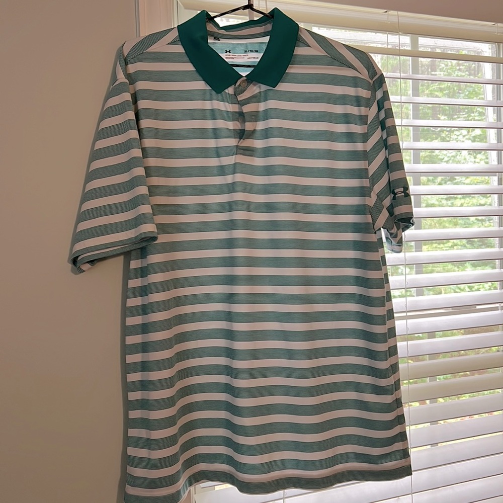 UA Mens XL Heatgear loose fit blue striped polo
